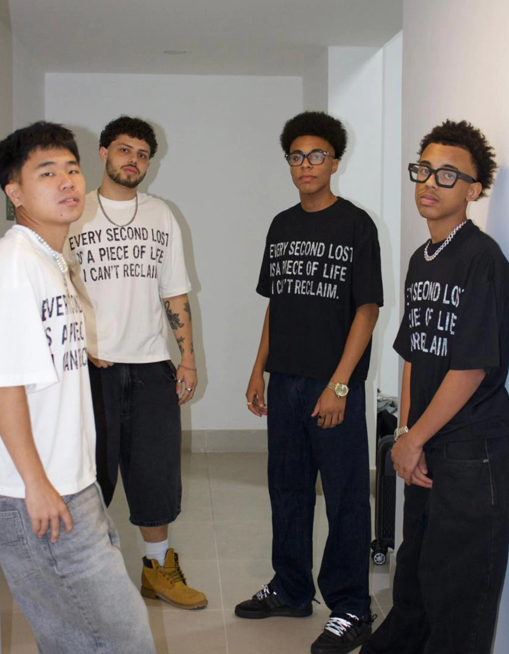 Camiseta Boxy "Every" Preta